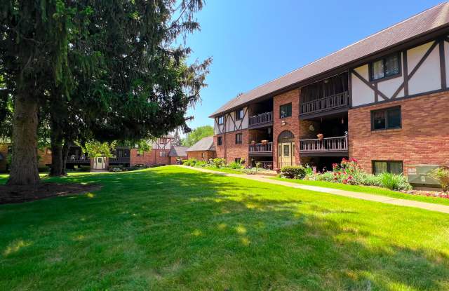 Carriage Hill Apartments