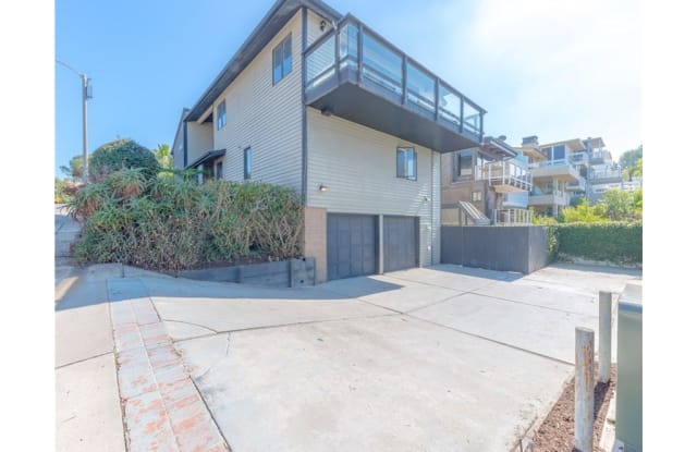 1085 Balboa Avenue - 1085 Balboa Avenue, Laguna Beach, CA 92651