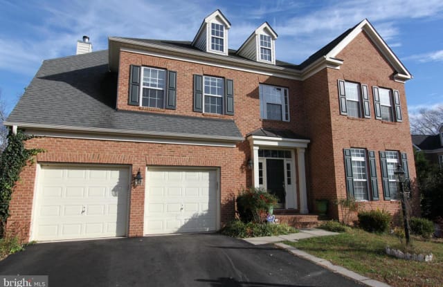 8553 MAZZELLO PL - 8553 Mazzello Place, Newington, VA 22153