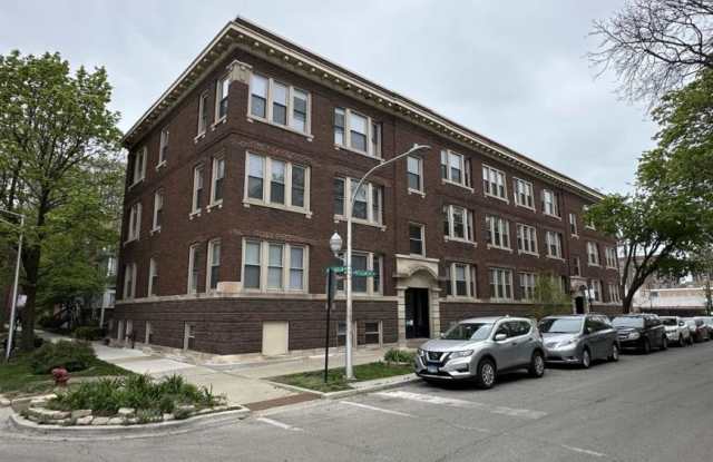 Photo of 1222 Rosemont