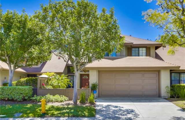 6240 E Twin Peak Circle