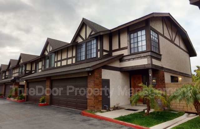 9715 Queen Annes Ct