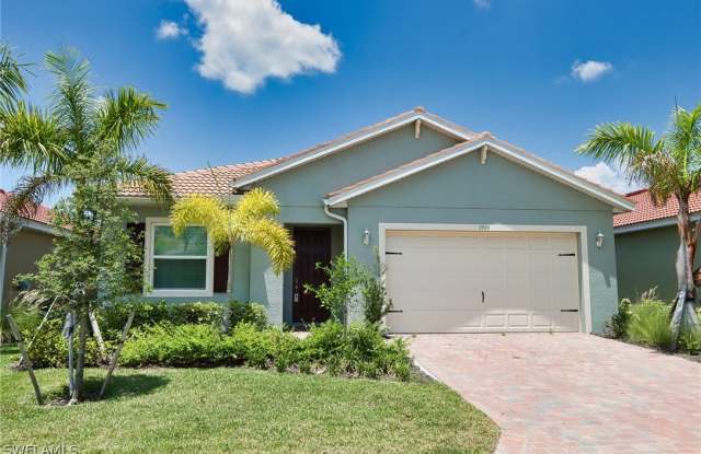 3944 Crosswater Drive