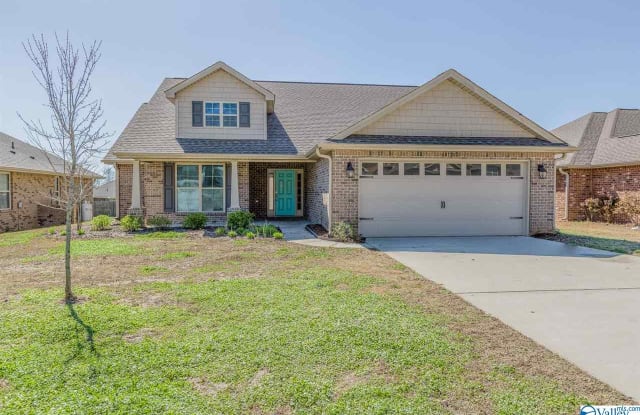 6812 WINTERCREST WAY - 6812 Wintercrest Way Southeast, Huntsville, AL 35763