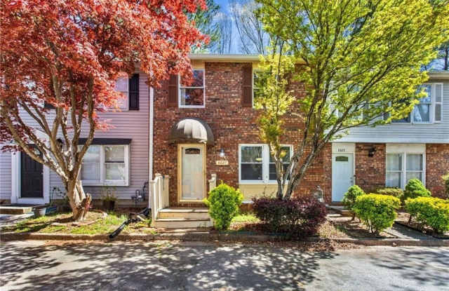 Photo of 8827 APPLEGATE Lane