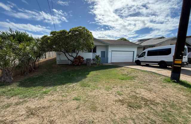 Kekaha 3 bed 1.5 bath single-family home