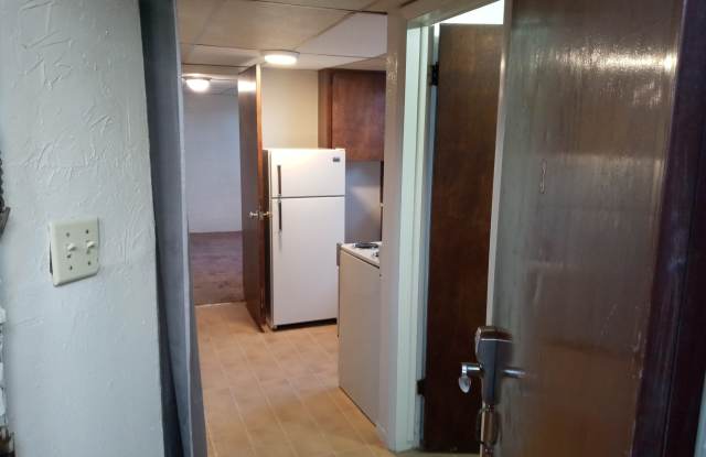 340 South Wagon Wheel Drive - 3