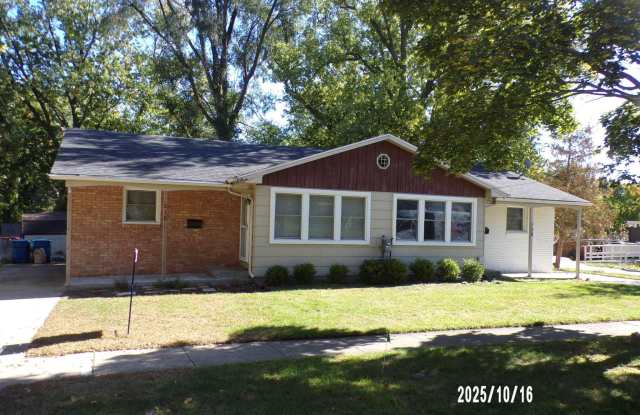 Photo of 210 N DIVISION STREET