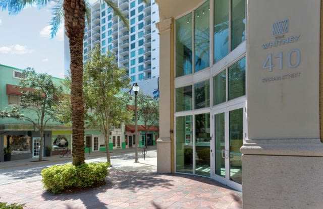 410 Evernia St Unit E11