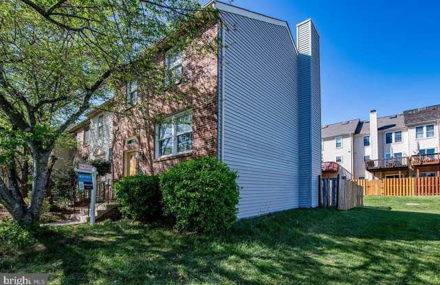 6317 BETSY ROSS COURT