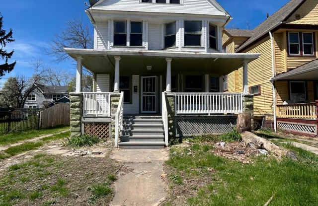 Photo of SECTION 8 and EDEN Accepted! Spacious with 6 Br!