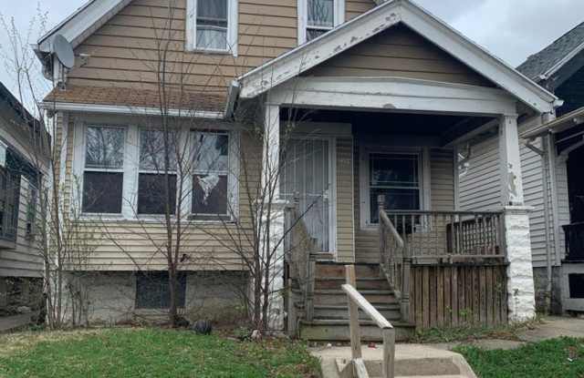Remodeled 5 Bedroom 1 Bath Single Family Home