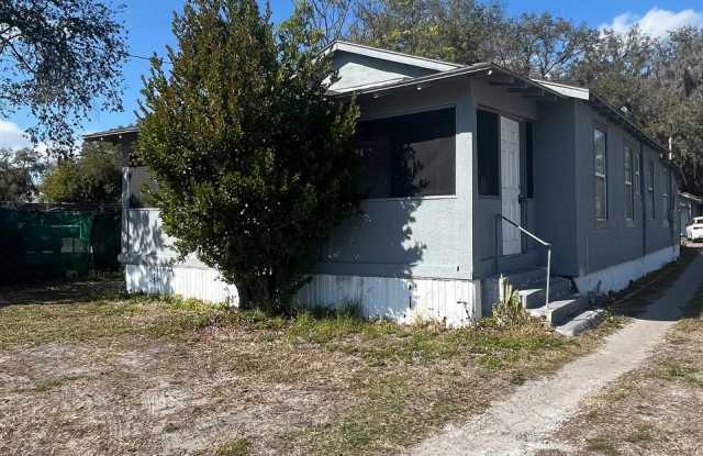 1050 East Main Street - 1