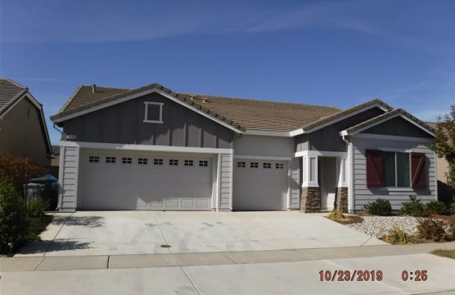 5530 Summer Land Dr - 5530 Summer Lane, Linda, CA 95901