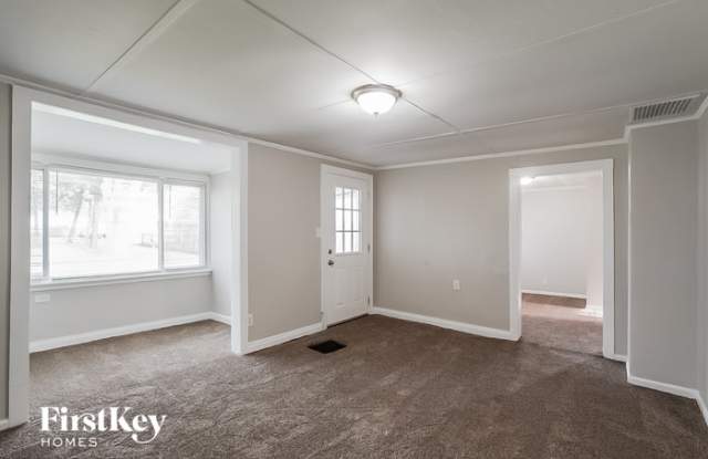 113 North Metropolitan Avenue