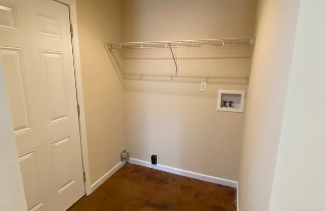 1817 Emmanuel Ave., 1