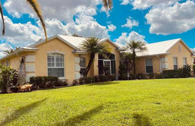 Photo of 1829 Southwest Hickock Terrace