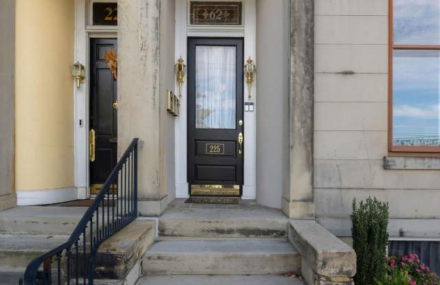 225 Riverside Drive unit: 2