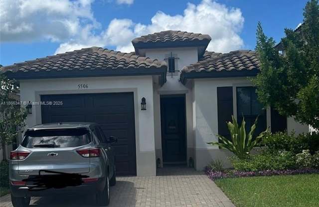 Photo of 5506 Soria Ave