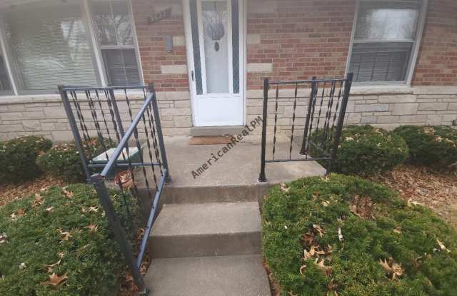 Amazing 2 Bedroom 1 Bathroom House