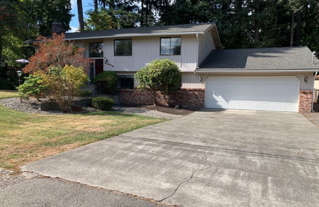 5102-79th Ave W - 5102 79th Avenue West, University Place, WA 98467