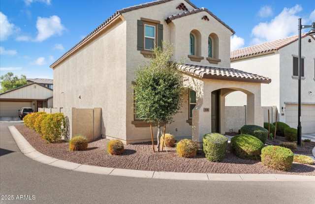 Photo of 1106 S 151ST Lane