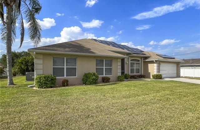 1817 SW 22nd Lane - 1817 Southwest 22nd Lane, Cape Coral, FL 33991