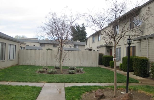 Lincoln Village Condos - 1255 Lincoln Road, Sutter County, CA 95991