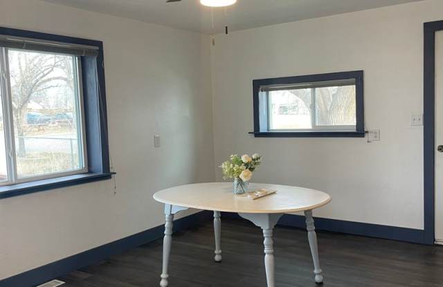 2 bedroom 1 bathroom home