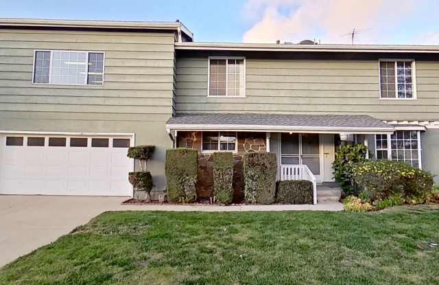 **Move-In Special!** Spacious 6 Bed 3.5 Bath Home in Fountain Valley!