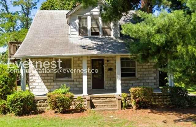 901 East 9 Mile Road