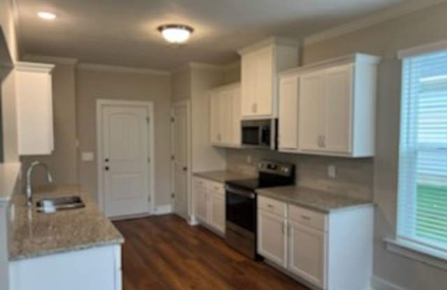 Beautiful and spacious 2 Story in Summerton Village! **ASK ABOUT OUR MOVE IN SPECIAL**!