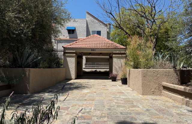 501 East Del Mar Boulevard