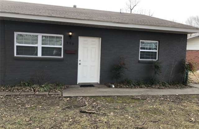 908 Young Street