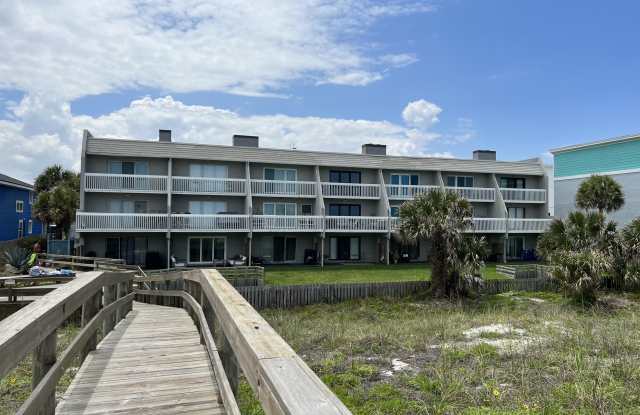 Photo of 1701 1ST Street N 1B