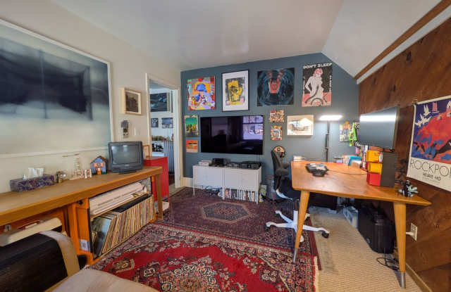 Amazing 1.5 Bed/1 Bath in Brighton near the T