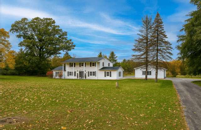 Photo of 6170 Gregory Rd