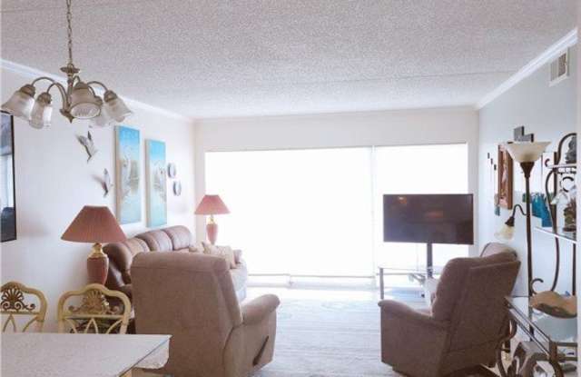 202 Reef Avenue unit: 501