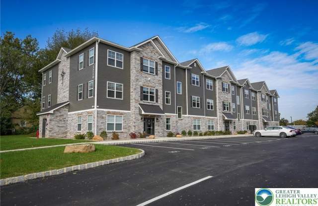 Photo of 1210 Eaton Avenue unit: 203