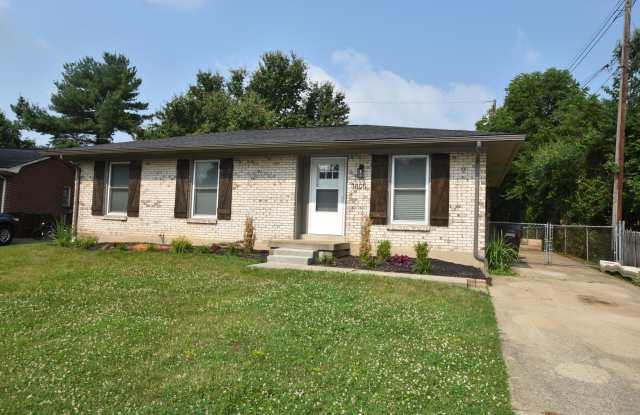 3805 Wedgewood Court