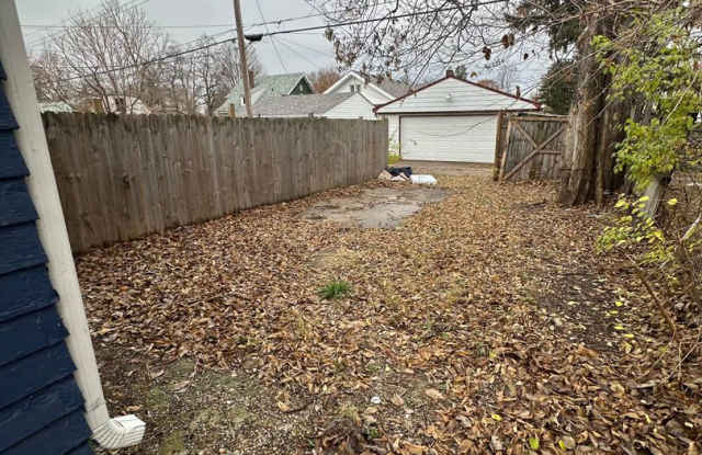 Welcome home to 642 Congress Ave