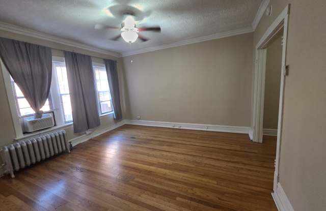 Photo of 5419 S. Harper #313