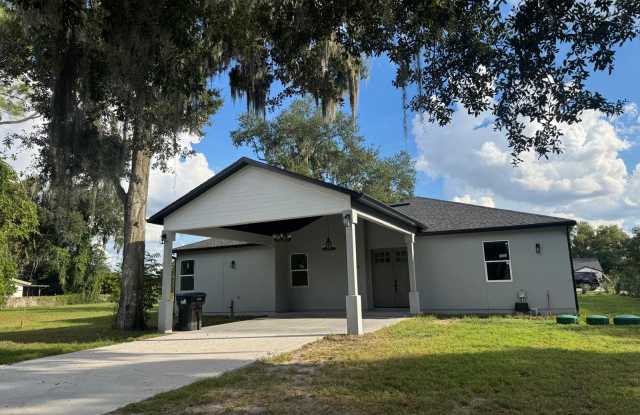 Photo of 3224 Raeford Road