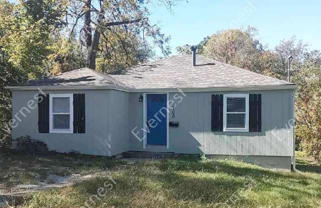700 S Savage St