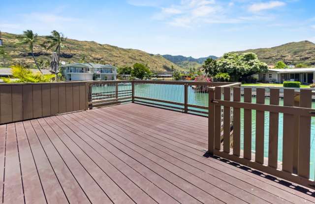 Photo of Video! Waterfront Townhouse w/Boat Dock!