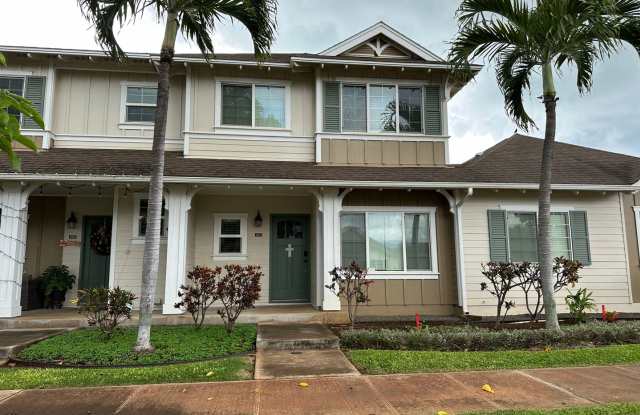 Split Level Townhome in Ocean Pointe