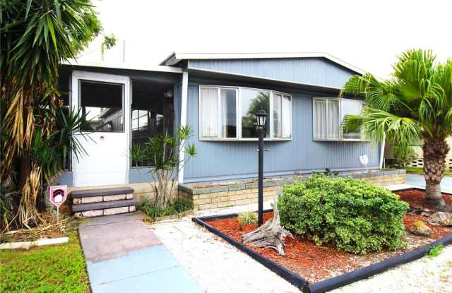 716 49TH AVENUE W