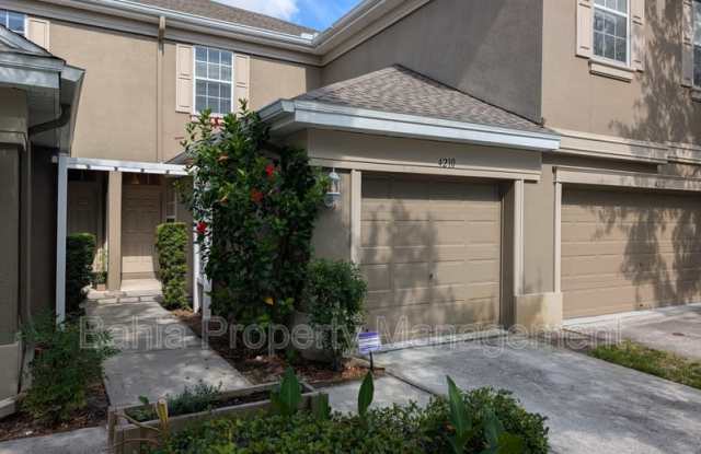 4210 Bismarck Palm Dr