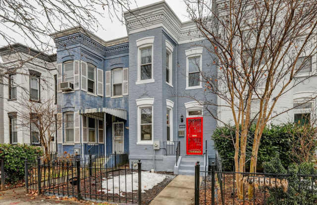 wonderful 3BR 1.5 Bath in the H st Corridor