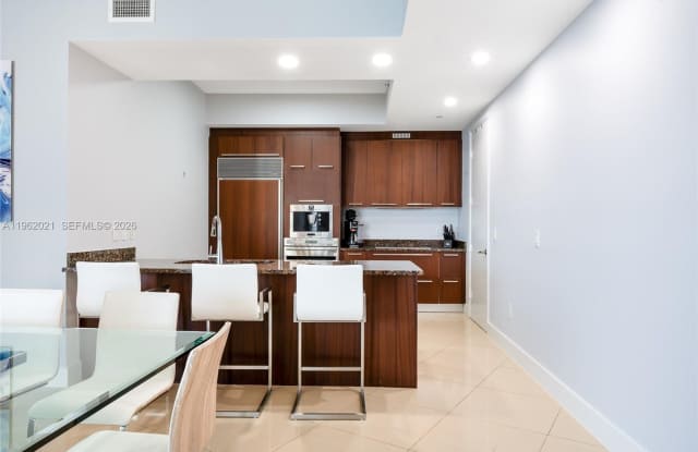 15901 Collins Avenue 2303, Sunny Isles Beach, FL 33160
